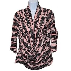 ECI Pink and Black Patterned Blouse